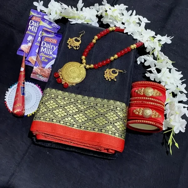 টাঙ্গাইলের হাফসিল্ক শাড়ির গিফট কম্বো – কালো কালার স্পেশাল প্যাকেজ | Tangail Sharee