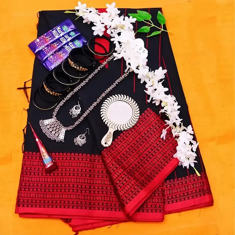কালো হাফসিল্ক টাঙ্গাইল শাড়ির গিফট কম্বো প্যাকেজ – TS-92